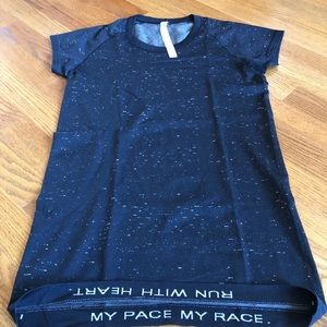 Lululemon Swiftly Tech Black/White 6